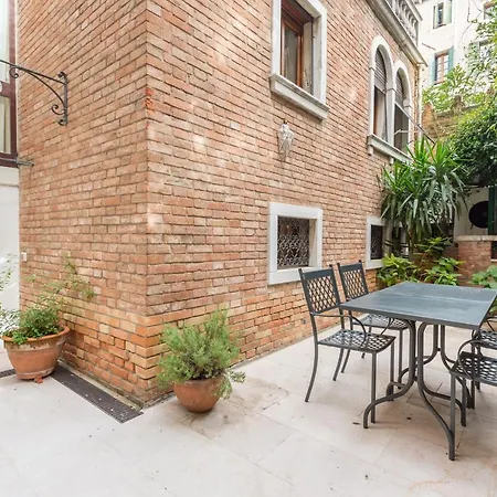 Apartament Ca' Dei Cuori On The Grand Canal Wenecja
