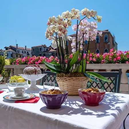 Apartament Ca' Dei Cuori On The Grand Canal *